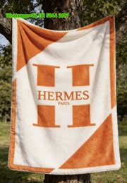 Hermès Orange H Logo Flannel Fleece Throw Blanket IMG_4986